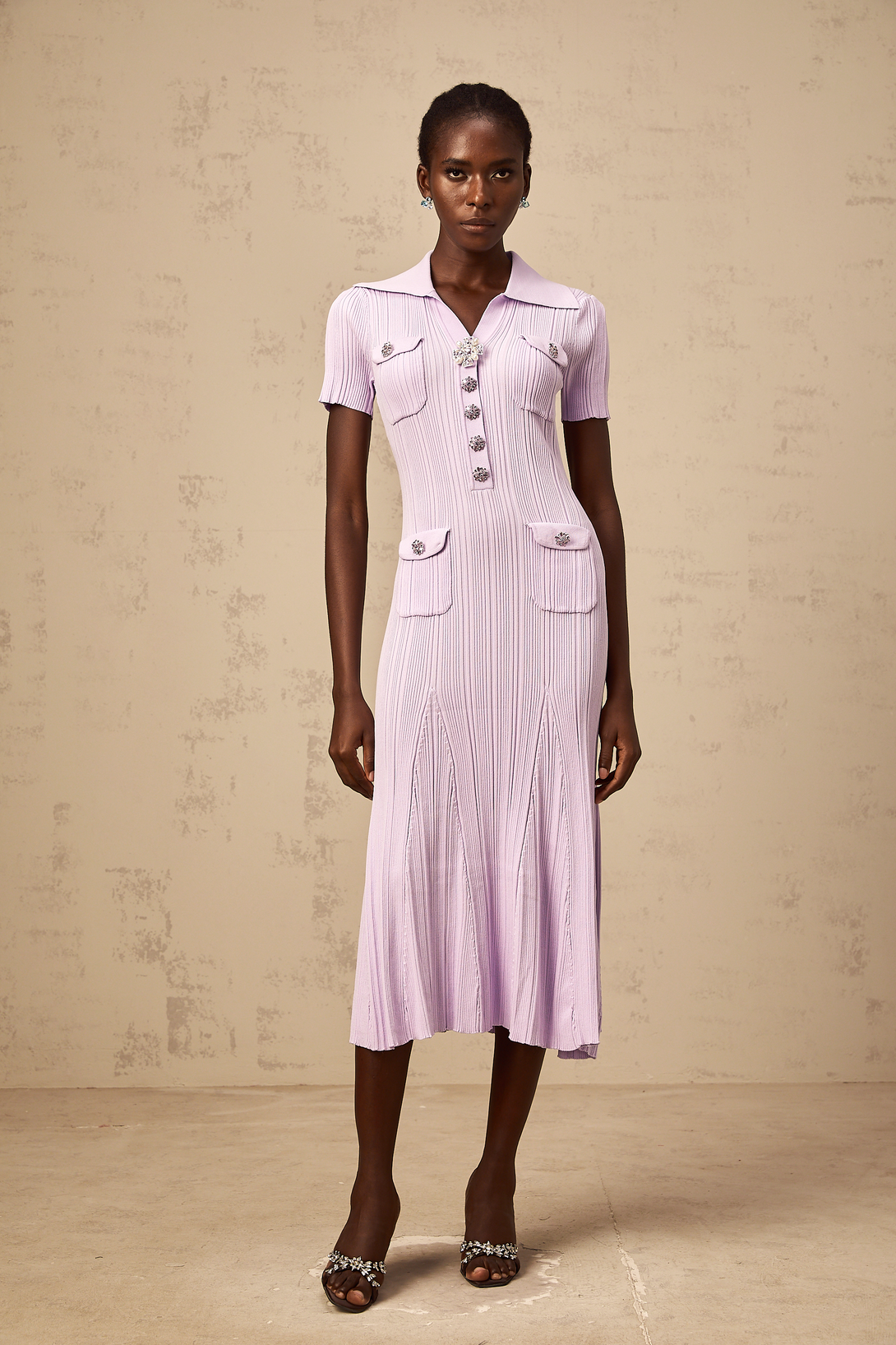 purple knit midi dress Céleste flared-hem rib-knit – Fashionswest adding movement and dimension